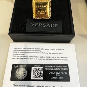BNIB VERSACE Gold Square Design - Size 25/ 10.5 Authentic